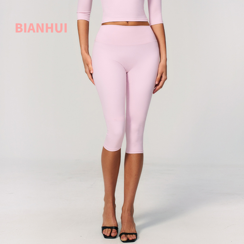 سروال يوجا متوسط الطول بخصر مر - مراجعة Yoga Fitness Pants وسعره