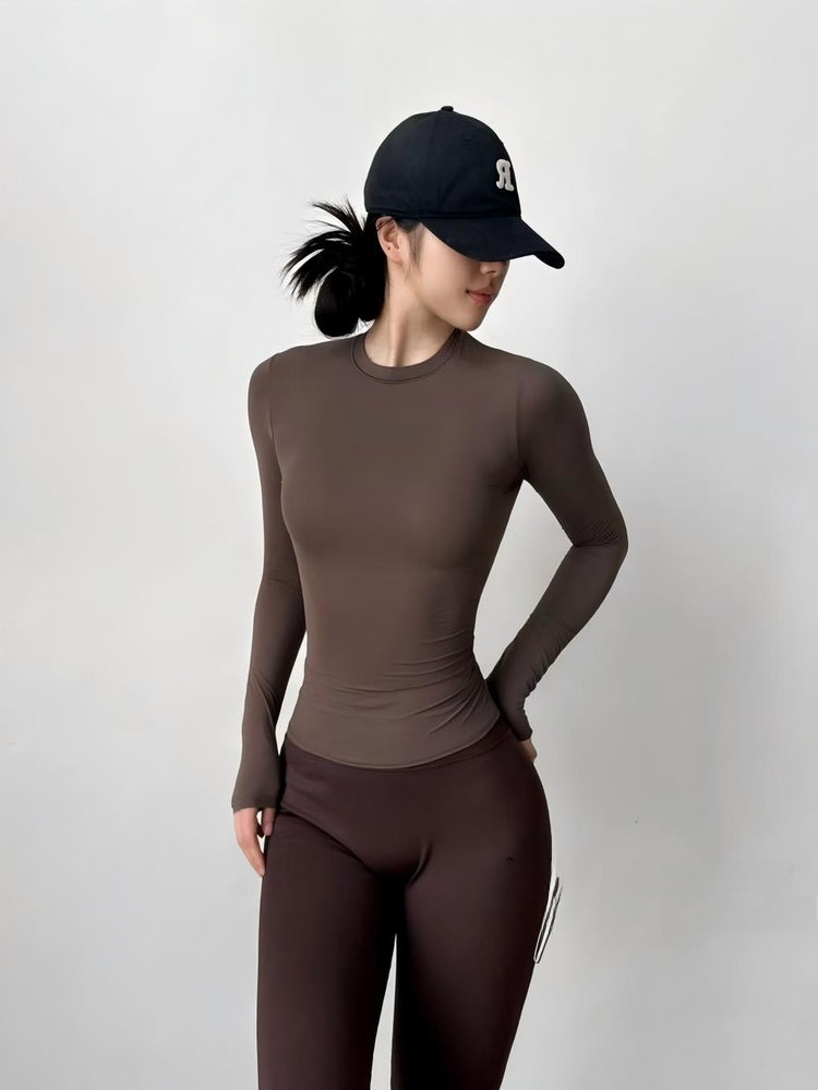 قميص يوجا رياضي بأكمام طويلة و - مراجعة Yoga Fitness Girl وسعره
